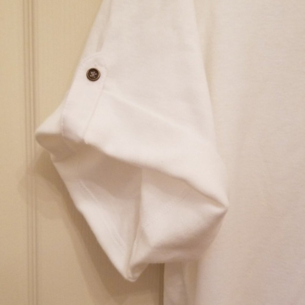 Karen Scott white short sleeve top. - Picture 2 of 4